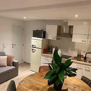 https://chezpetitoscar.bruges-hotels.info